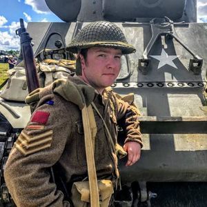 Meet your Posher, Blake